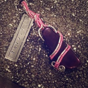 Key fob with raw purple agate crystal